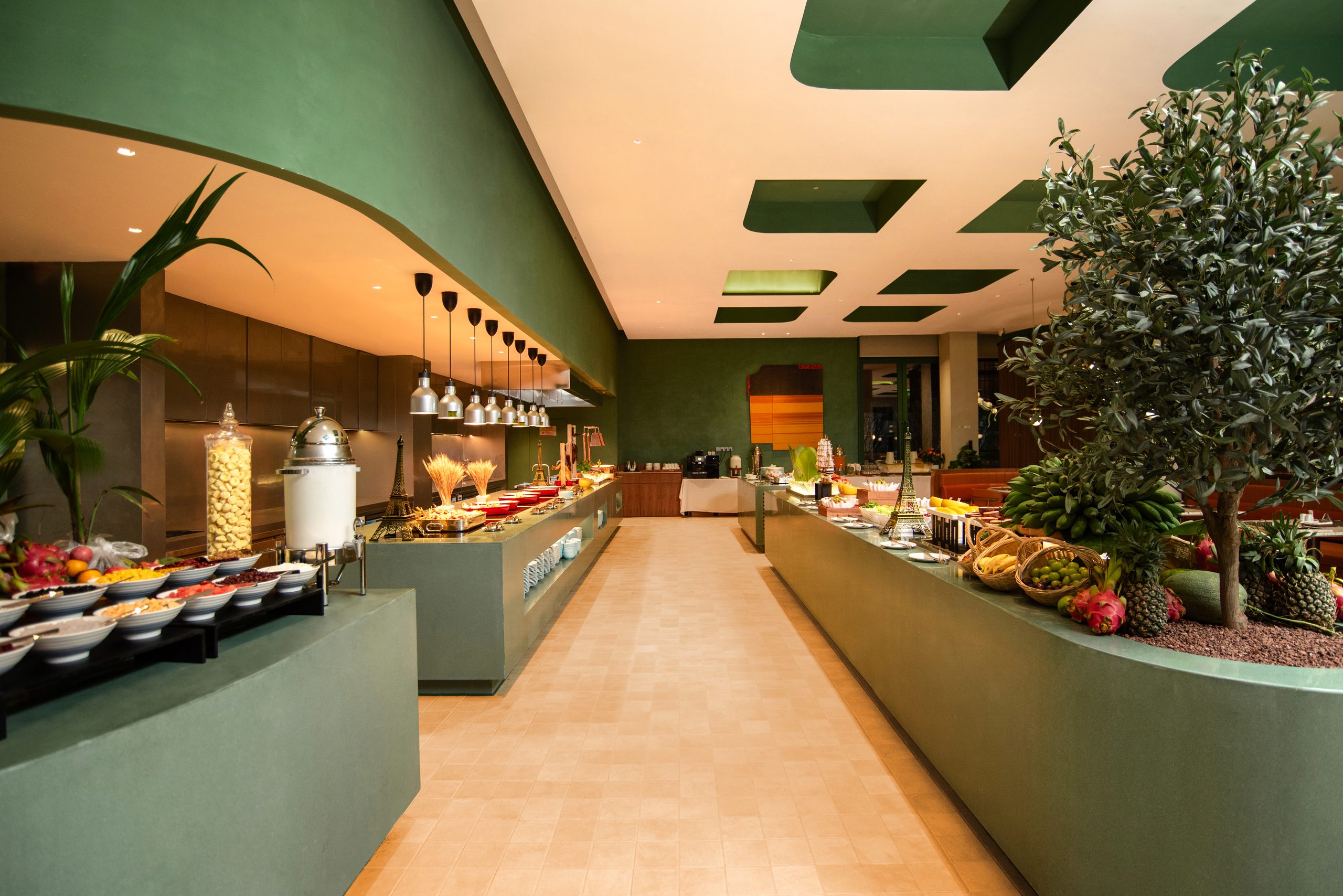 Breakfast dining hall